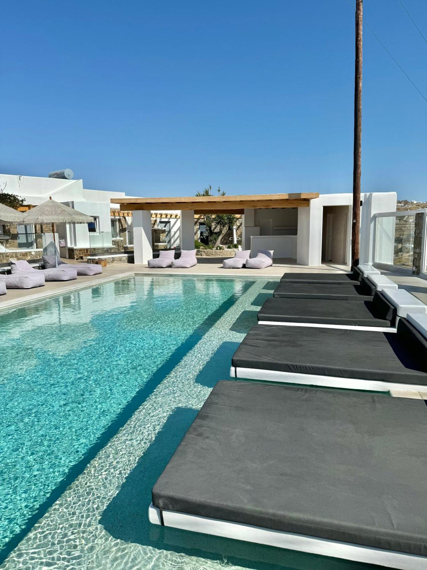 Crystal Suites Mykonos Town Eksteriør billede